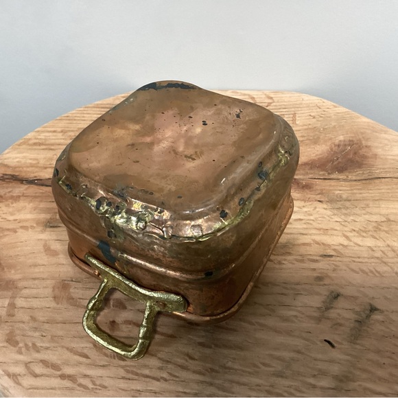 🟡 Vintage - Copper Pot w / Brass Handles - Old/Unique Craftsmanship - Farmhouse - Picture 9 of 14